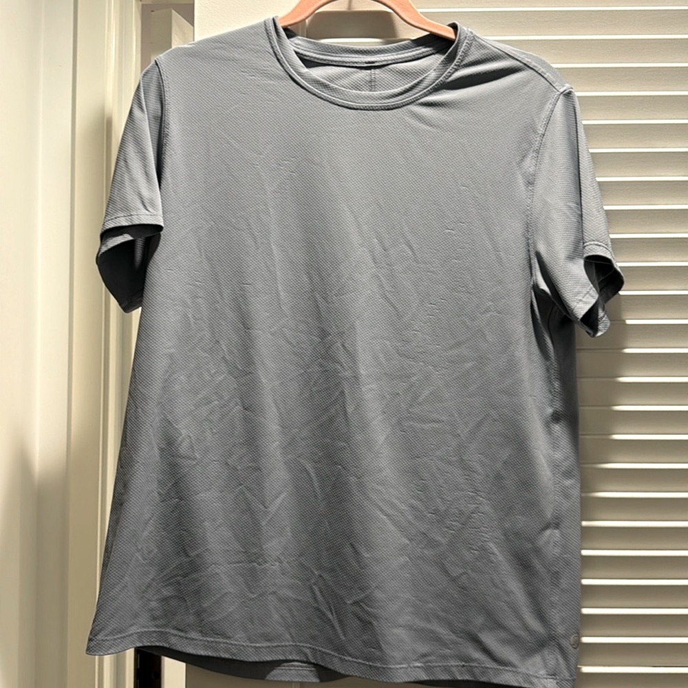 Lululemon shirt